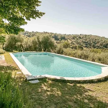 Isola Del Pittore Fienile Di Storica *